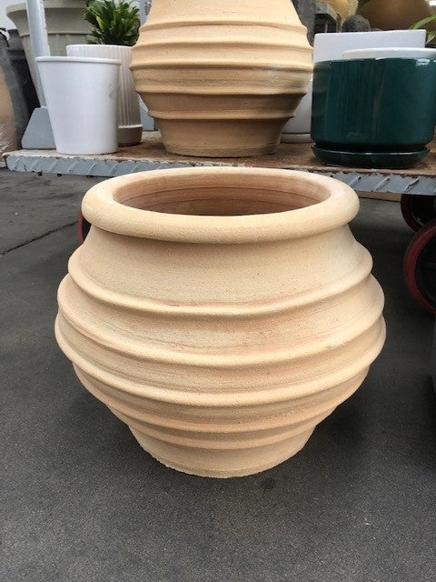 Koronious Urn